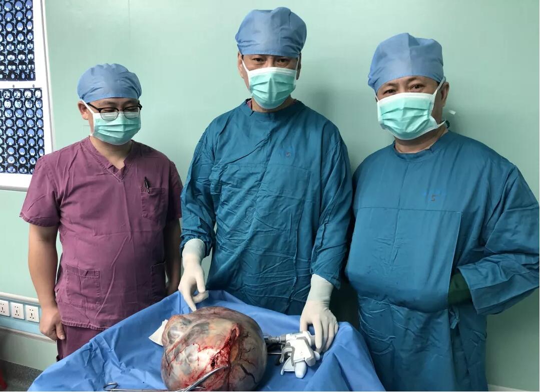 ny23_749845.jpg 325.jpg