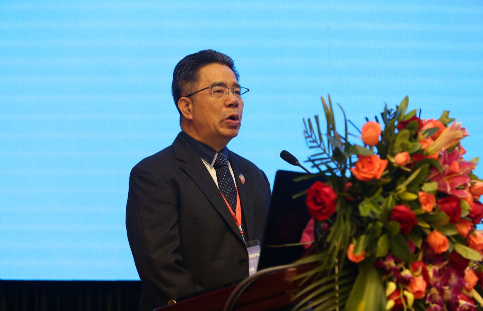 ny22_828119.jpg g24.jpg