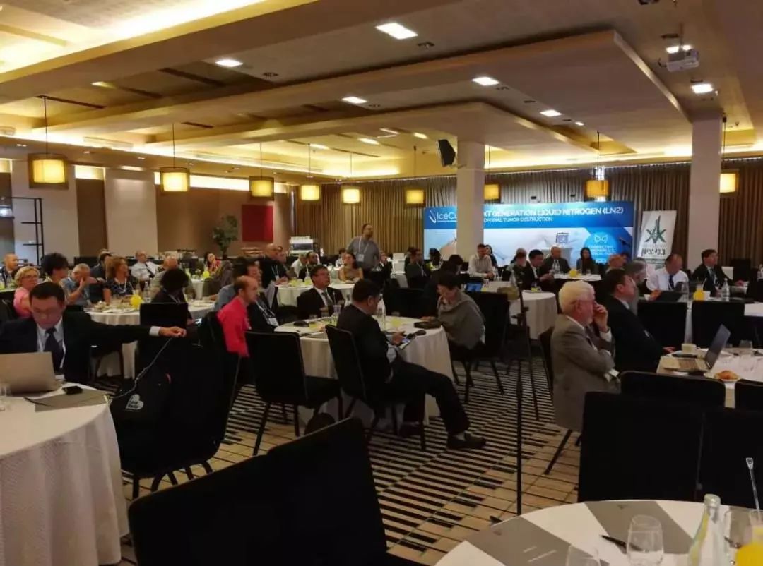 ny09_227525.jpg m16.jpg