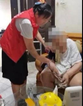 ny06_586964.jpg e3.jpg