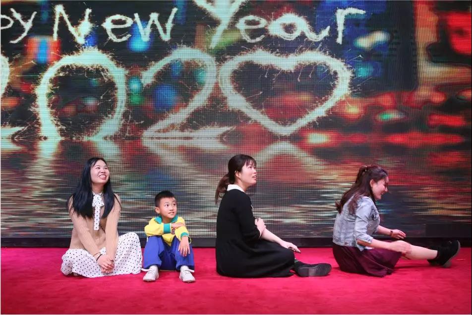 ny02_438815.jpg f10.jpg