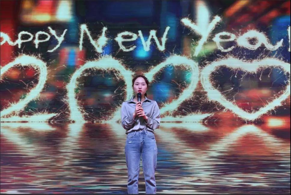 ny02_719554.jpg f4.jpg