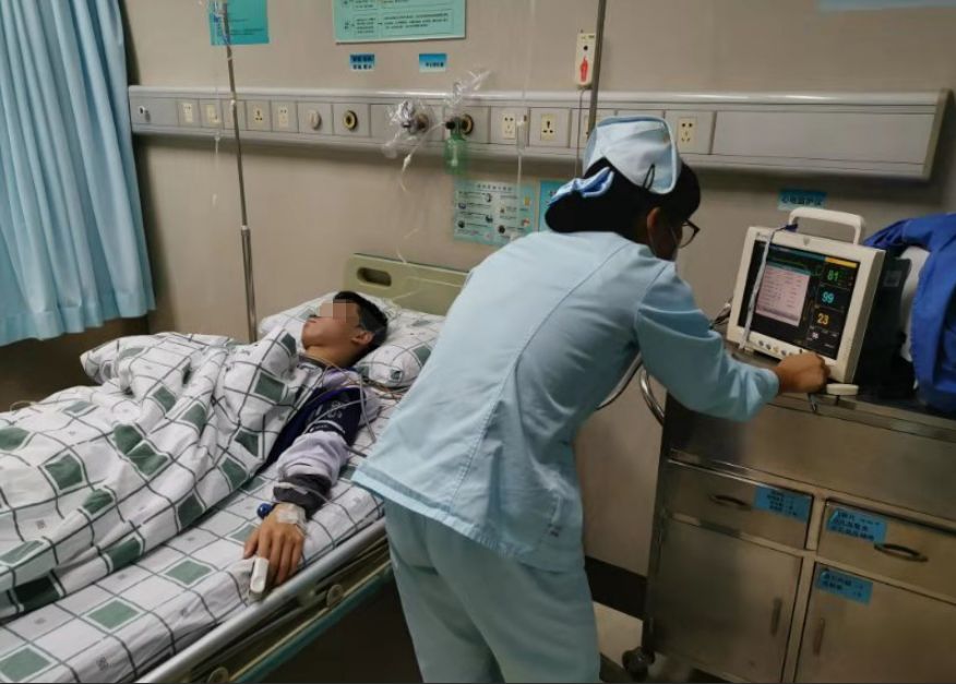 ny03_610432.jpg w3.jpg