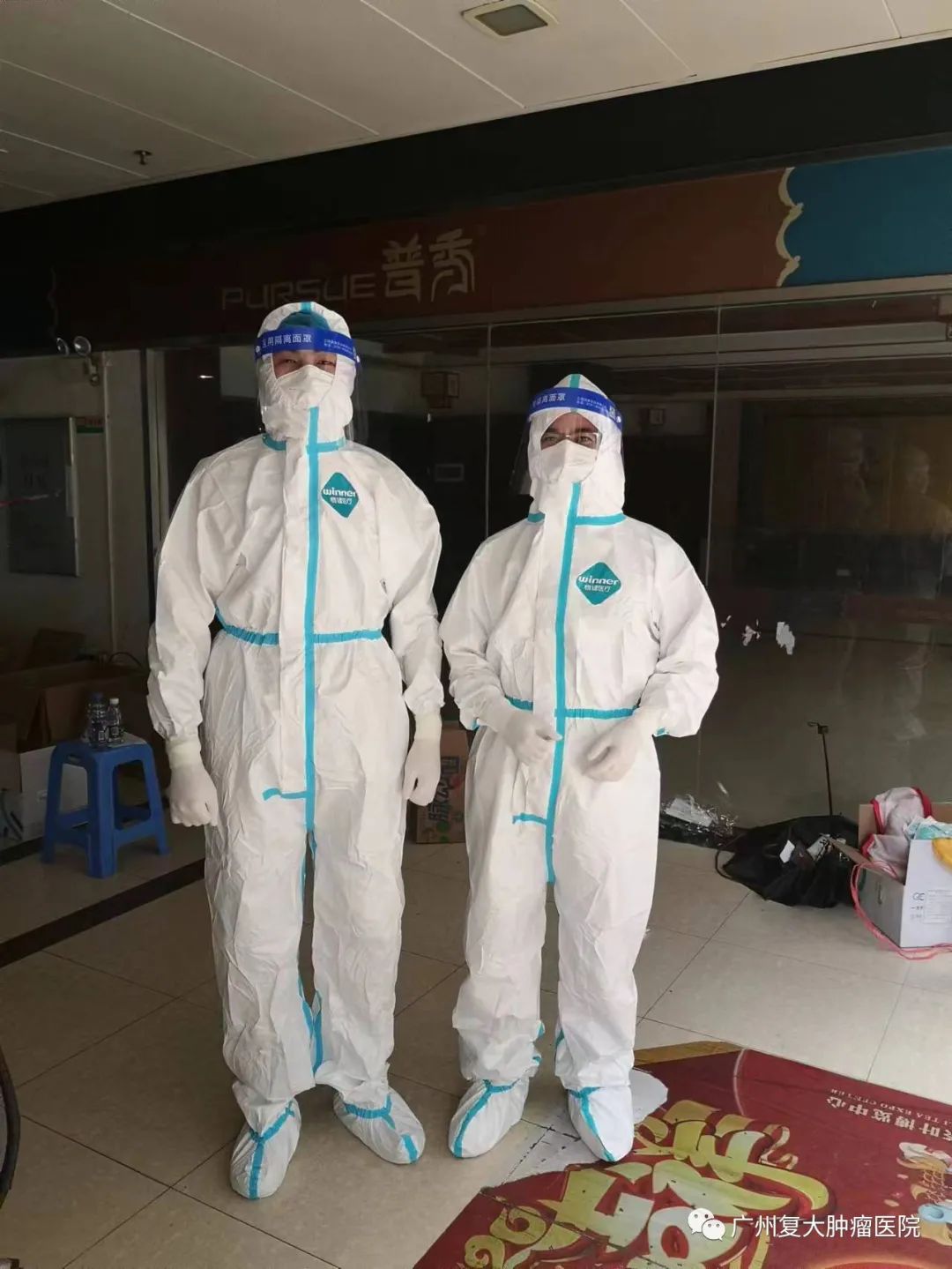 ny07_155770.jpg 12.jpg