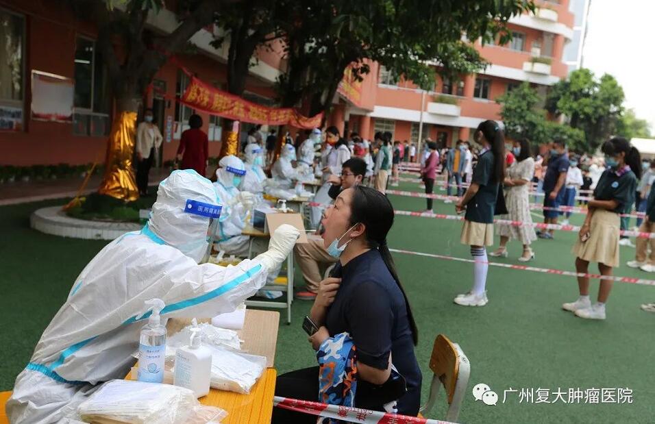 ny07_164188.jpg 30.jpg