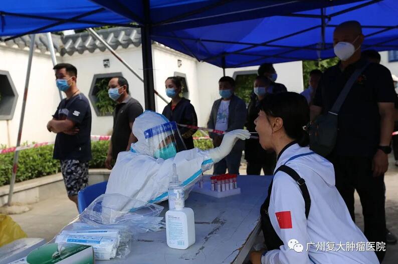 ny07_276199.jpg 19.jpg