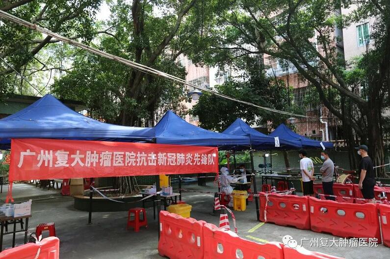 ny07_353649.jpg 15.jpg