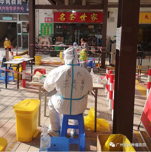 ny07_454156.jpg 13.jpg