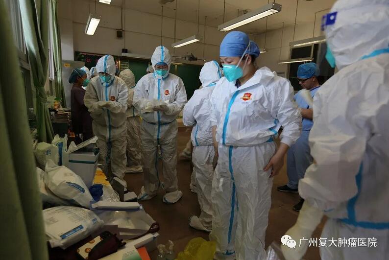 ny07_636871.jpg 16.jpg