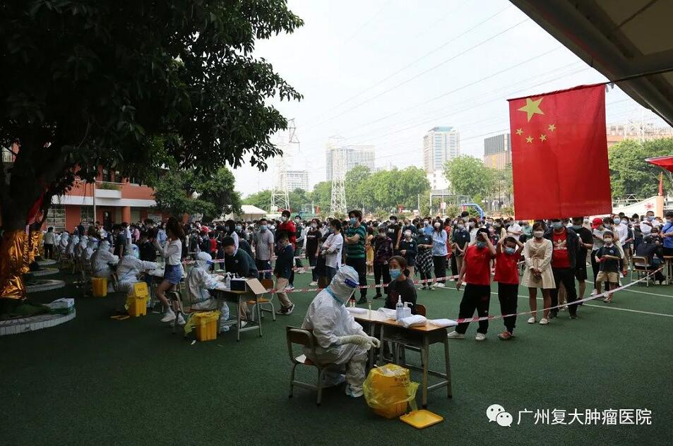 ny07_888333.jpg 21.jpg