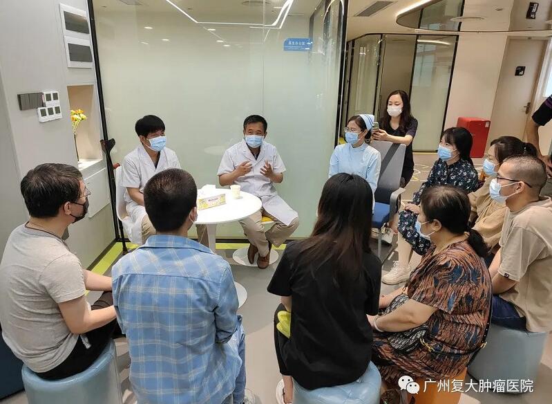 ny11_515828.jpg a5.jpg