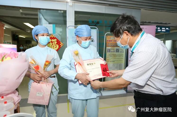 ny13_755634.jpg a2.jpg