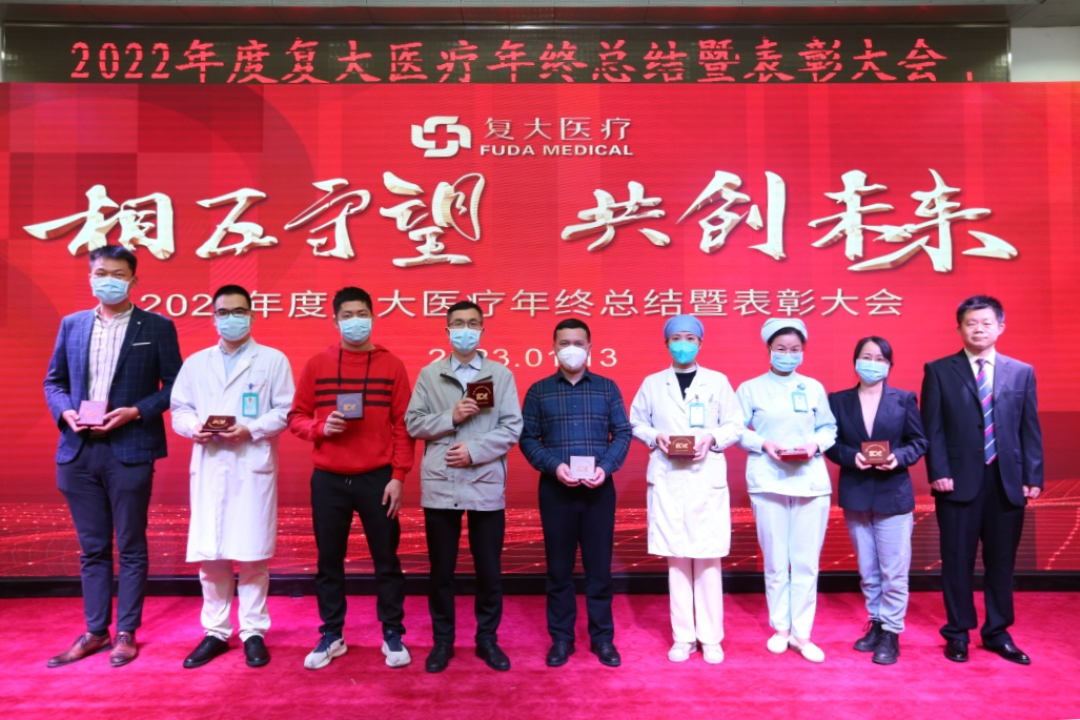 ny14_739688.png rr24.png