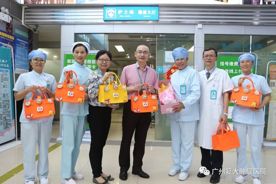 ny15_702202.jpg 8.jpg